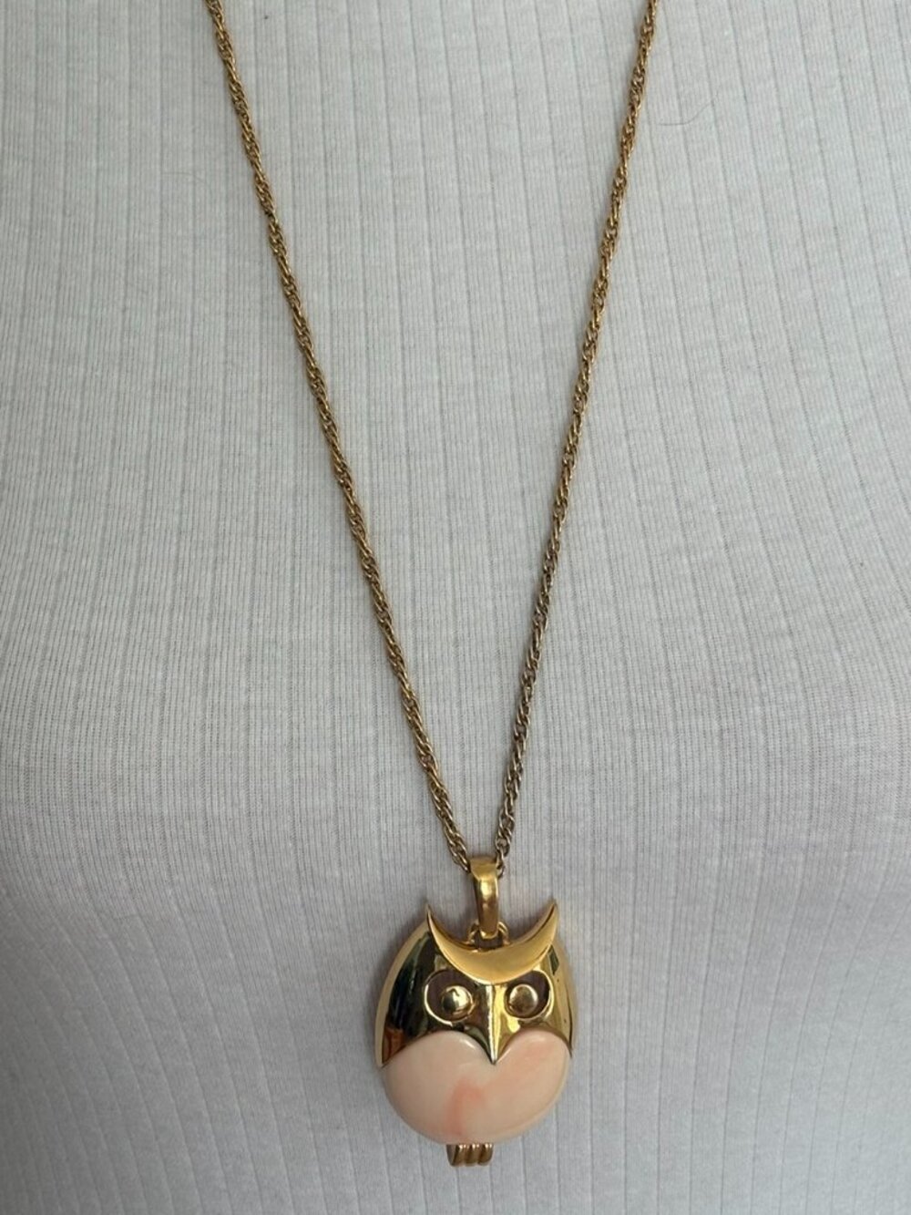 Vintage Crown Trifari Gold Tone Jelly Belly Owl Pendant Necklace 1960s MOD